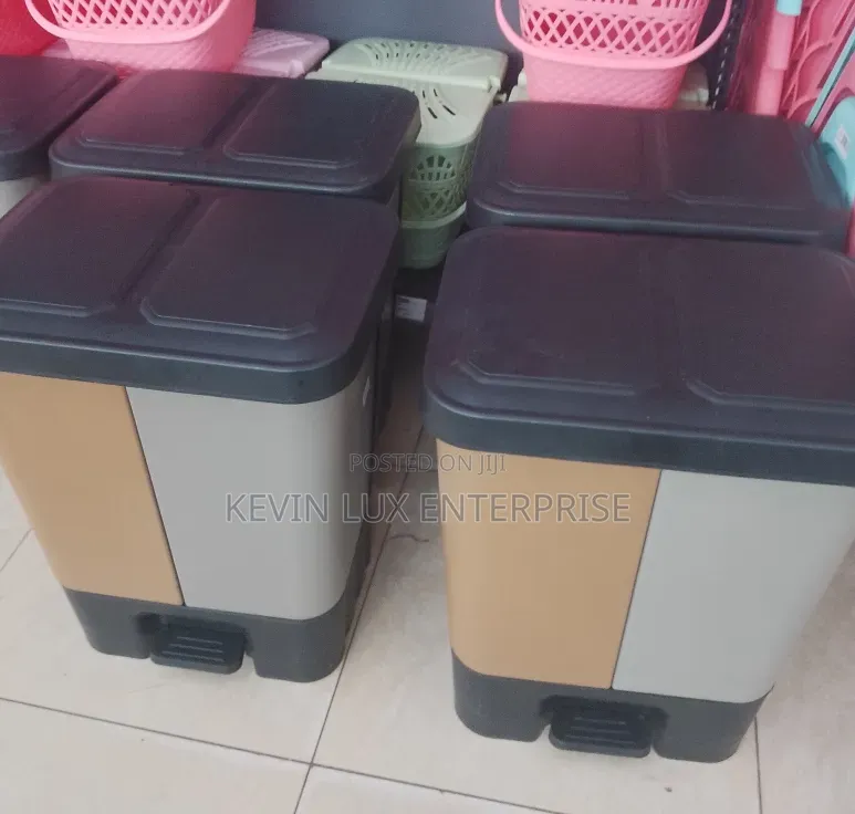 Household Dust Bin Double