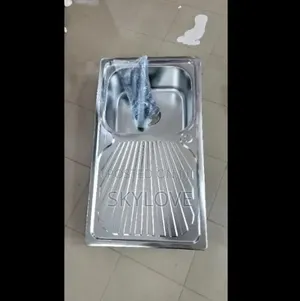 Single Bowl Stainless Kitchen Sink With Drainer Inset Brand New