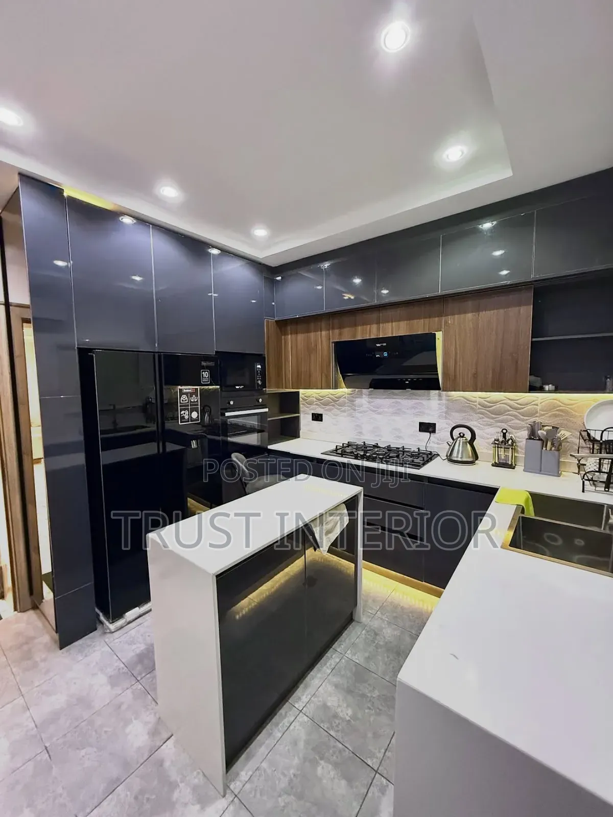 Kitchen Fitters 2177