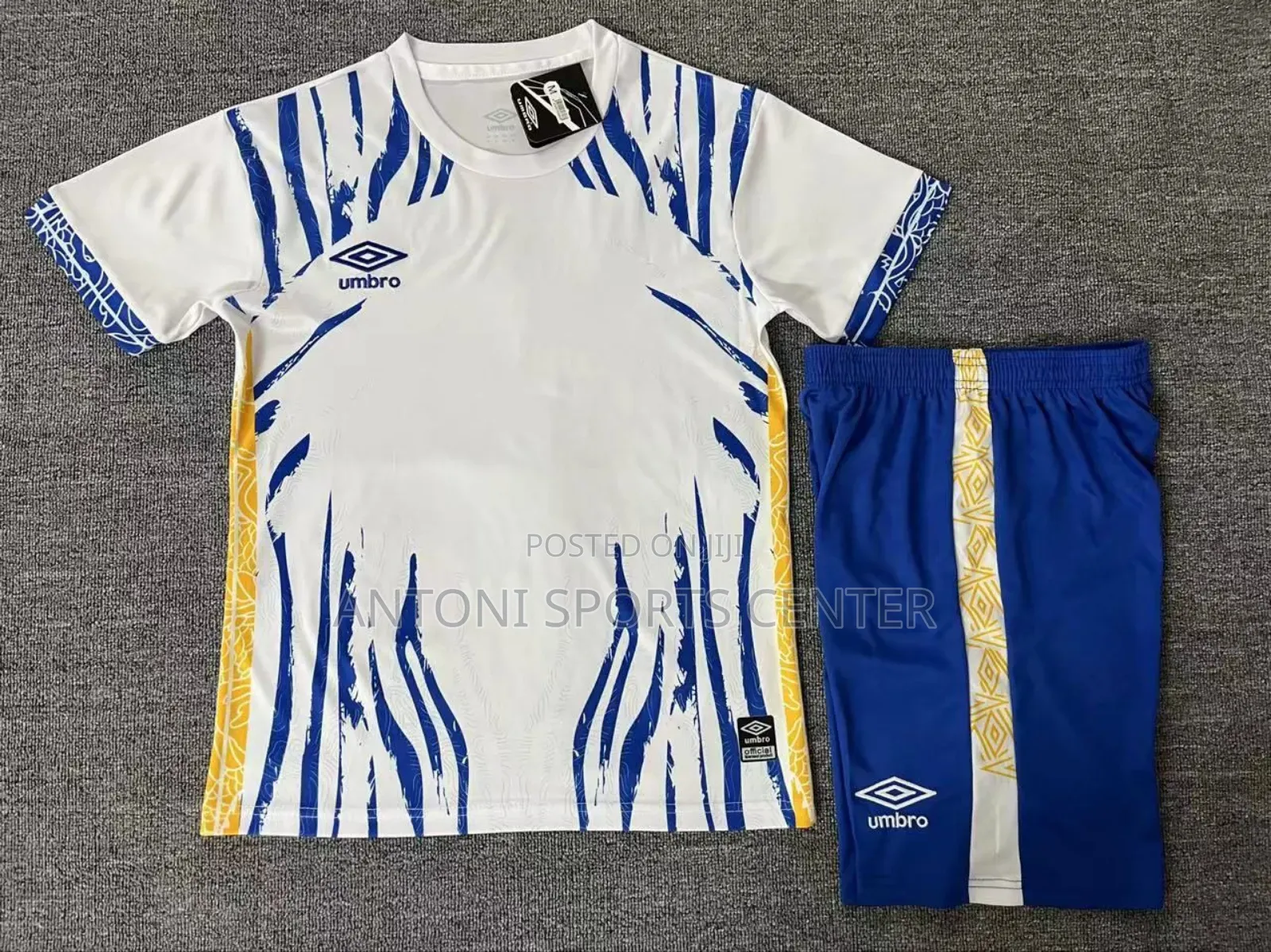 Umbro Jersey White Color