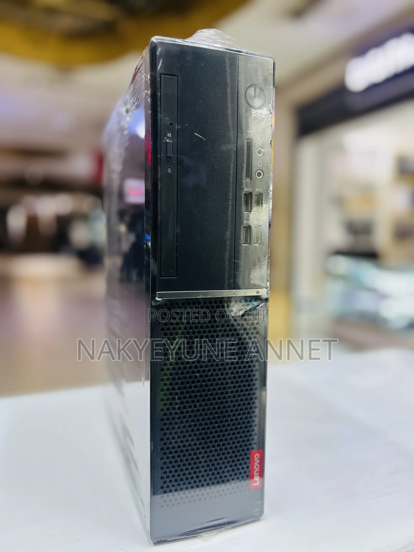 Desktop Computer Lenovo 4GB Intel Core i5 HDD 500GB