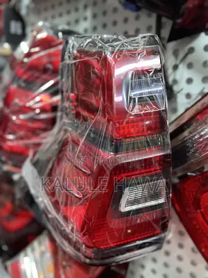 Toyota Land Cruiser Prado Head Light