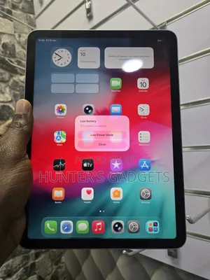 Apple iPad Pro 11 (2022) 128 GB Gray