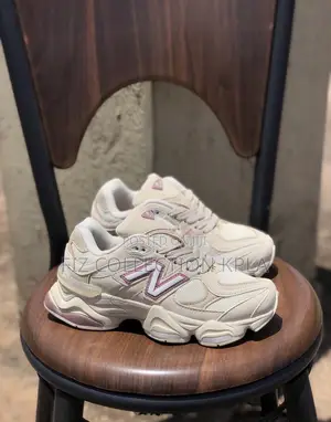 New Balance 9060 Ivory