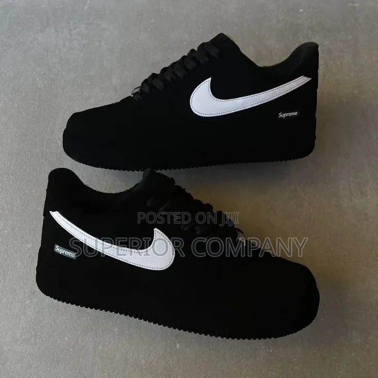 Nike Sneakers