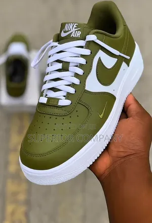 Nike Sneakers