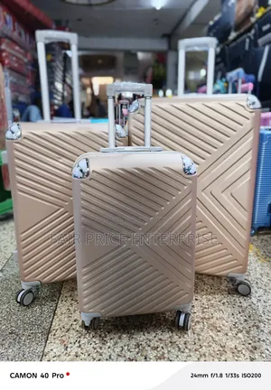Executive Plastic Suitcases Full Set. 3pcs