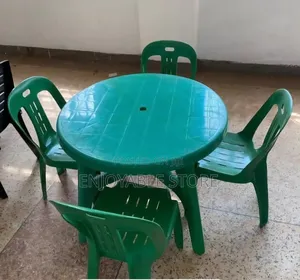 Dustless Plastic Table and Chairs Plastic Table and Chairs