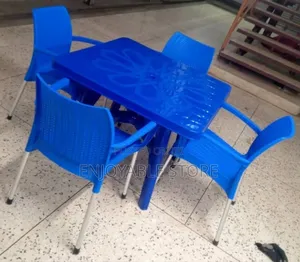 Bar Hotels Cottages Garden Plastic Table and Chairs