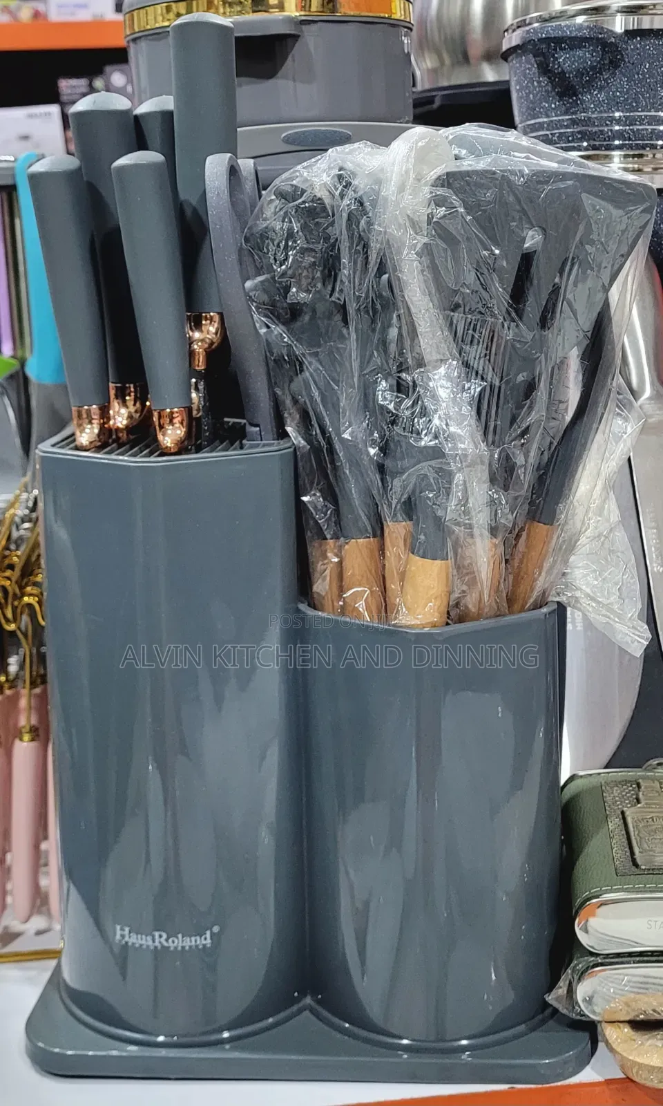 19 Piece Kitchen Set