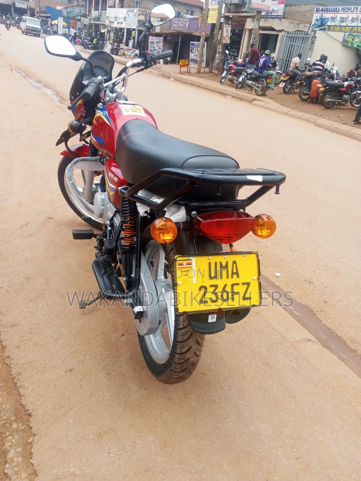 New Bajaj Boxer 125 2025 Red