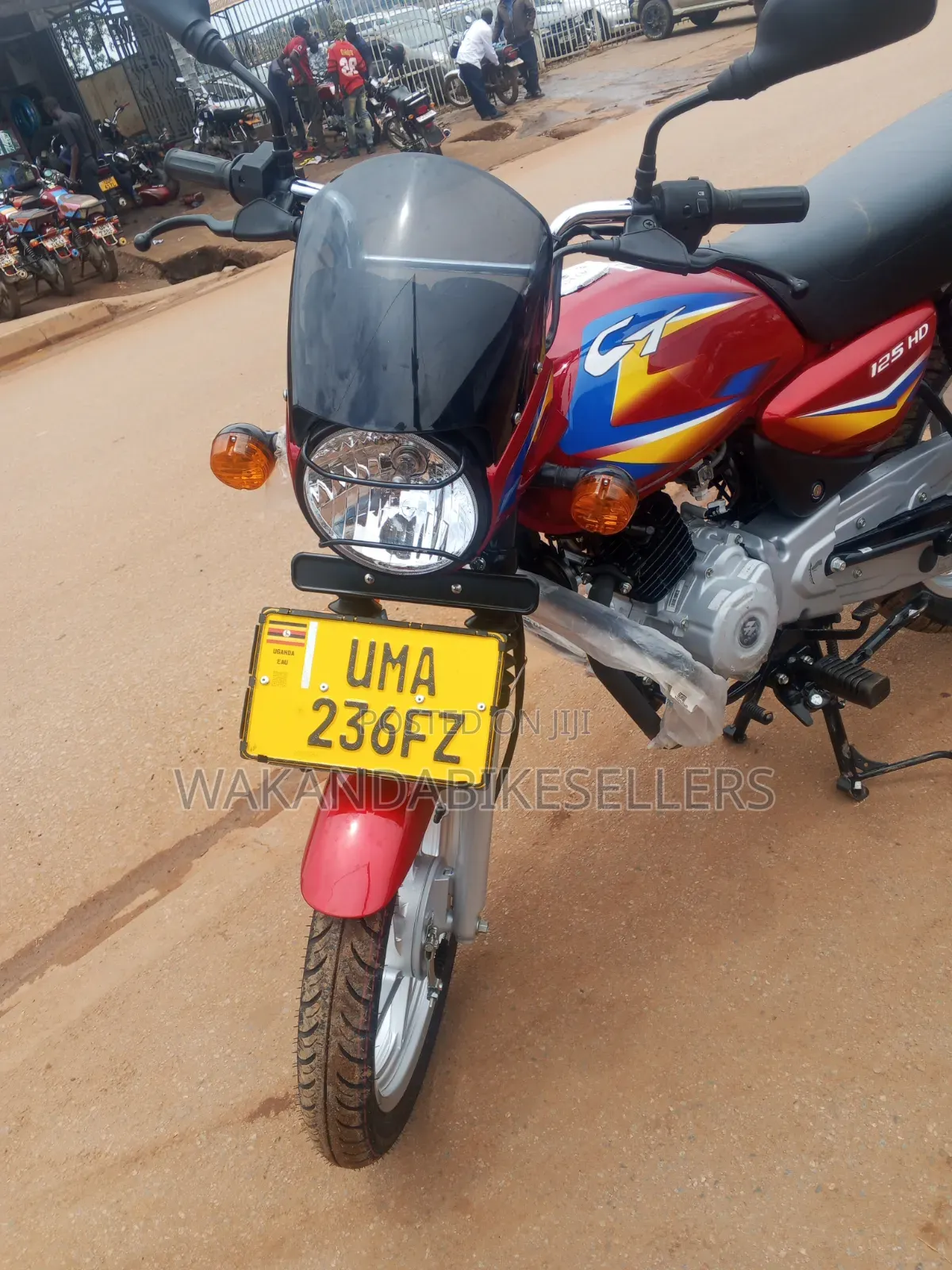 New Bajaj Boxer 125 2025 Red
