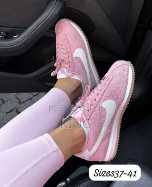 Nike Cortez Vintage Suede Women's Shoes in the Pink Foam/Gum
