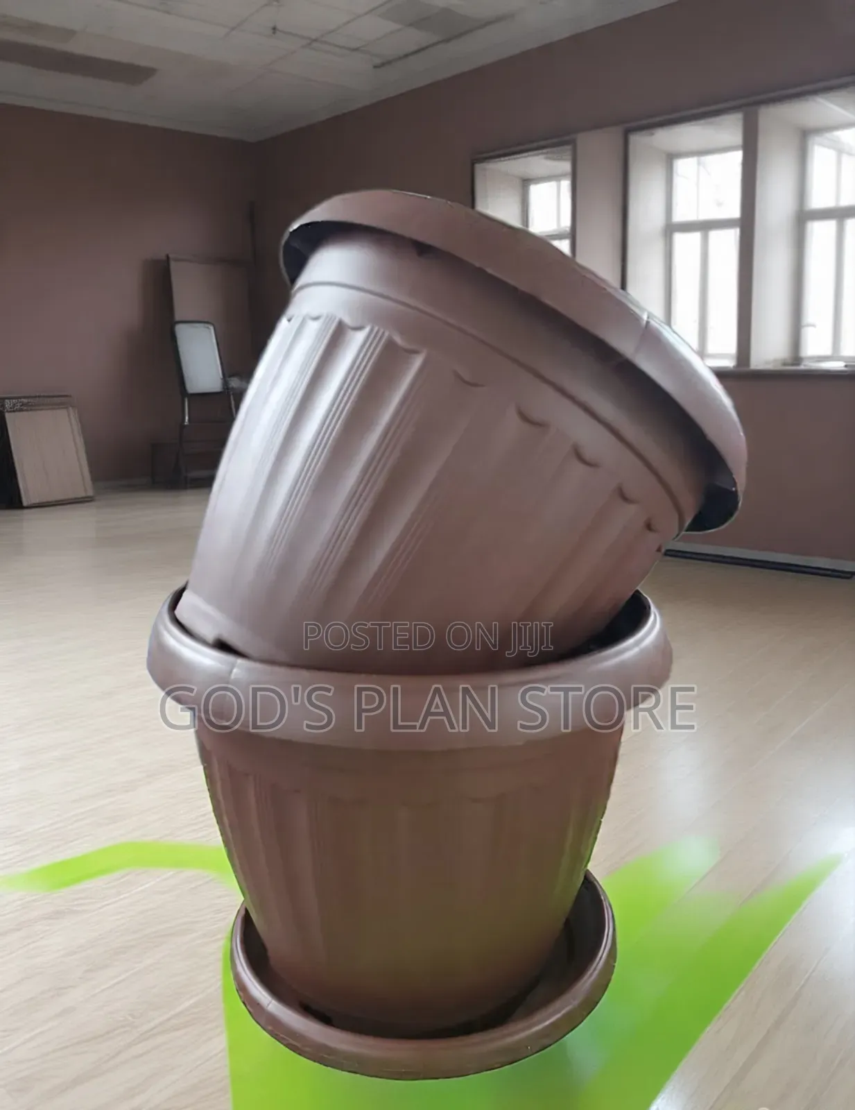 Courtyard Plastic Flower Pots Plastic Flower Pots