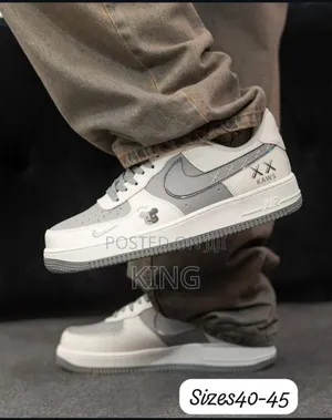 Nike Air Force 1 Sneakers Kaws