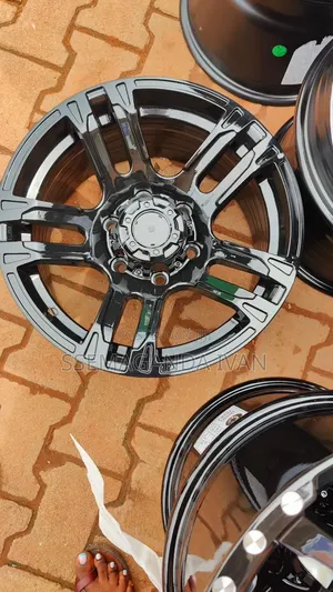 Black Off Set Rims for Landcruiser 2 6 Holes Rim 16