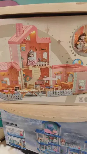 Story Doll House Play Set