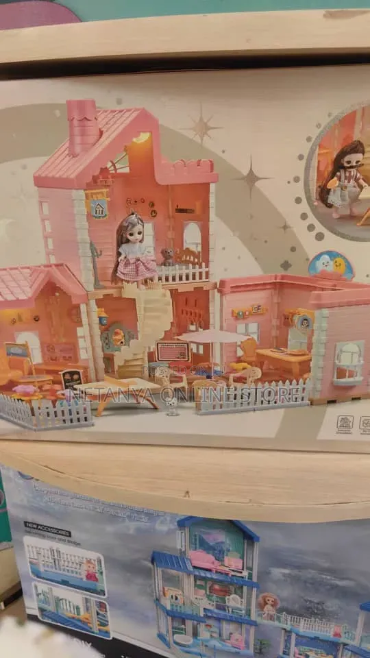 Story Doll House Play Set