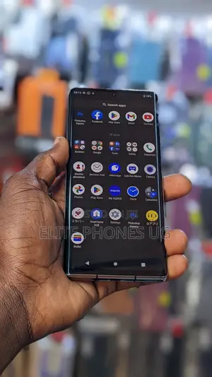 Sharp Aquos R6 128 GB Black