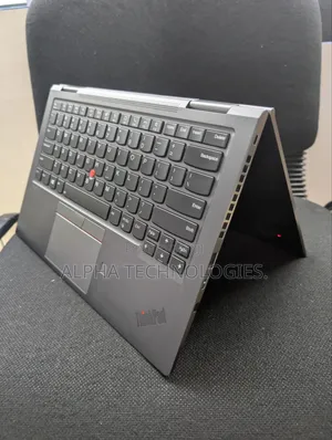 Laptop Lenovo ThinkPad X1 Yoga Gen 8 8GB Intel Core i7 SSD 256GB
