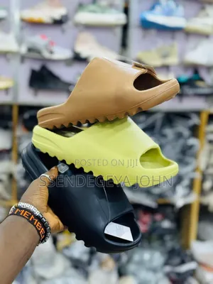 Adidas Yeezy Slides