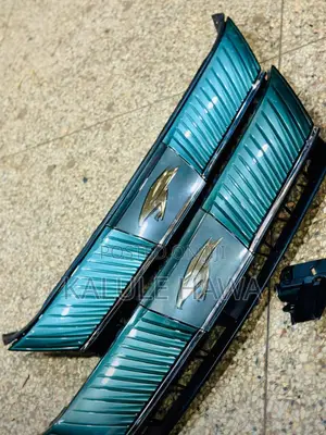 Toyota Harrier Grille