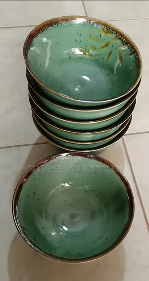 Japanese Green Ceramic Creatable Nature Bowls Collection.
