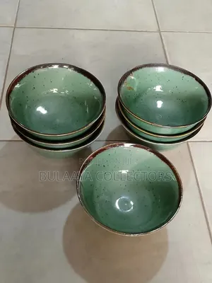 Japanese Green Ceramic Creatable Nature Bowls Collection.