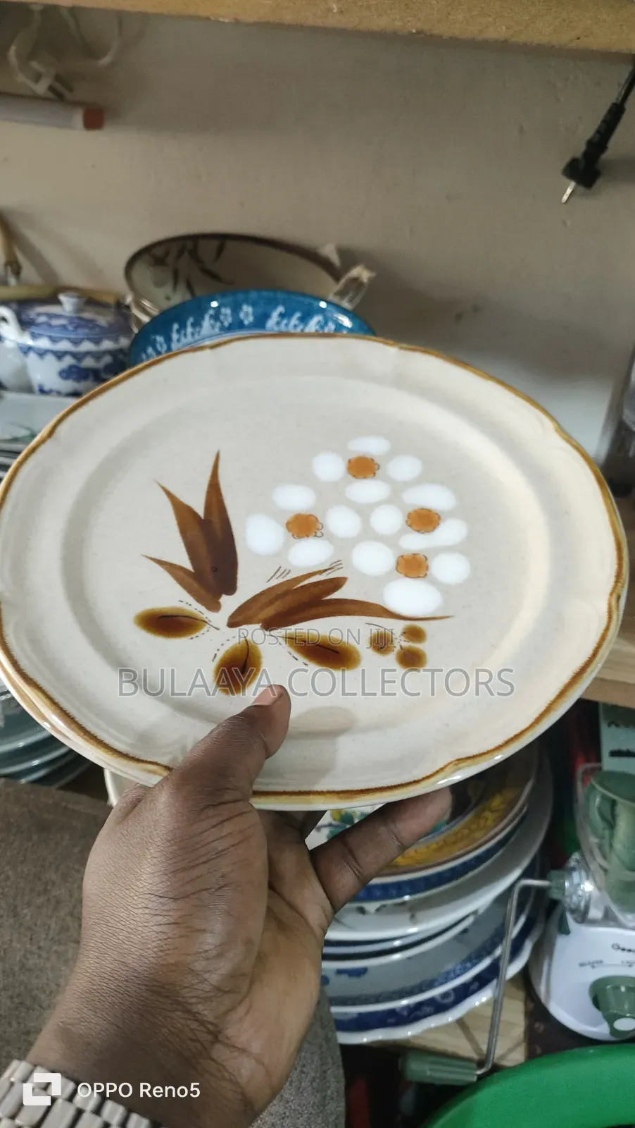 Vintage the Classics by Hearthside Stoneware Castlewood Dinner Plate.
