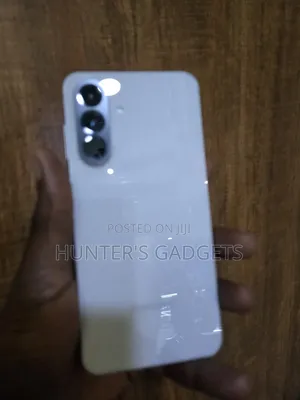 Samsung Galaxy A56 256 GB White