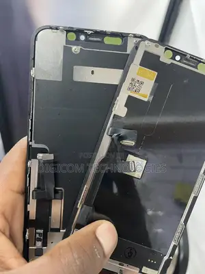 iPhone and Android Phones Screen Replacement Services