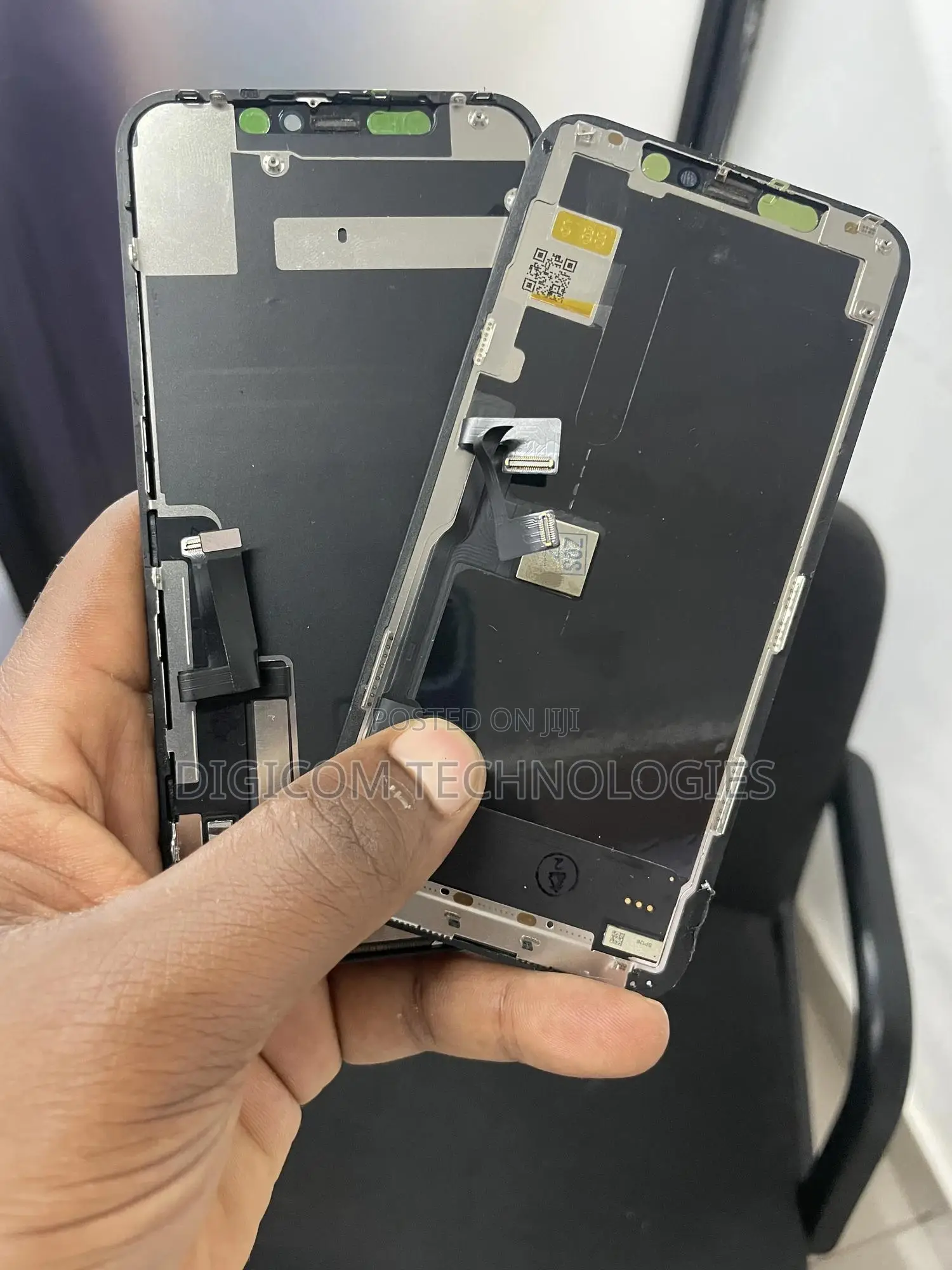 iPhone and Android Phones Screen Replacement Services
