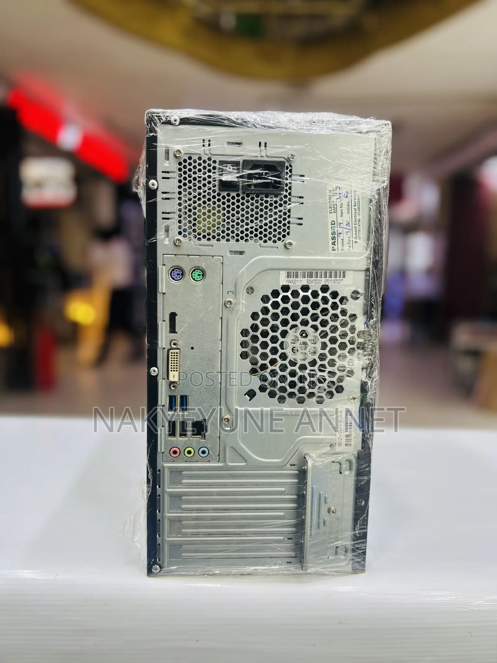 Desktop Computer Fujitsu Esprimo P557/E85+ 4GB Intel Core i5 HDD 500GB