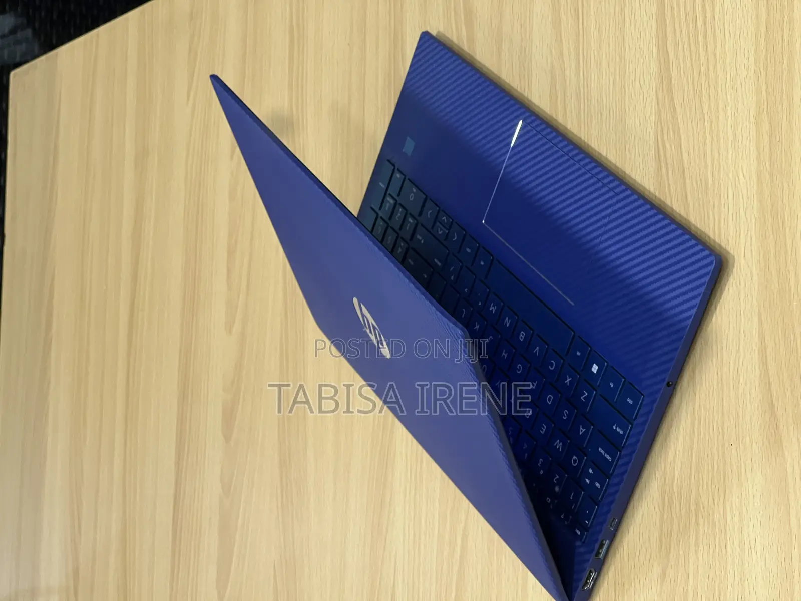 New Laptop HP Pavilion 15-eh0050wm 8GB Intel Core i7 SSD 512GB