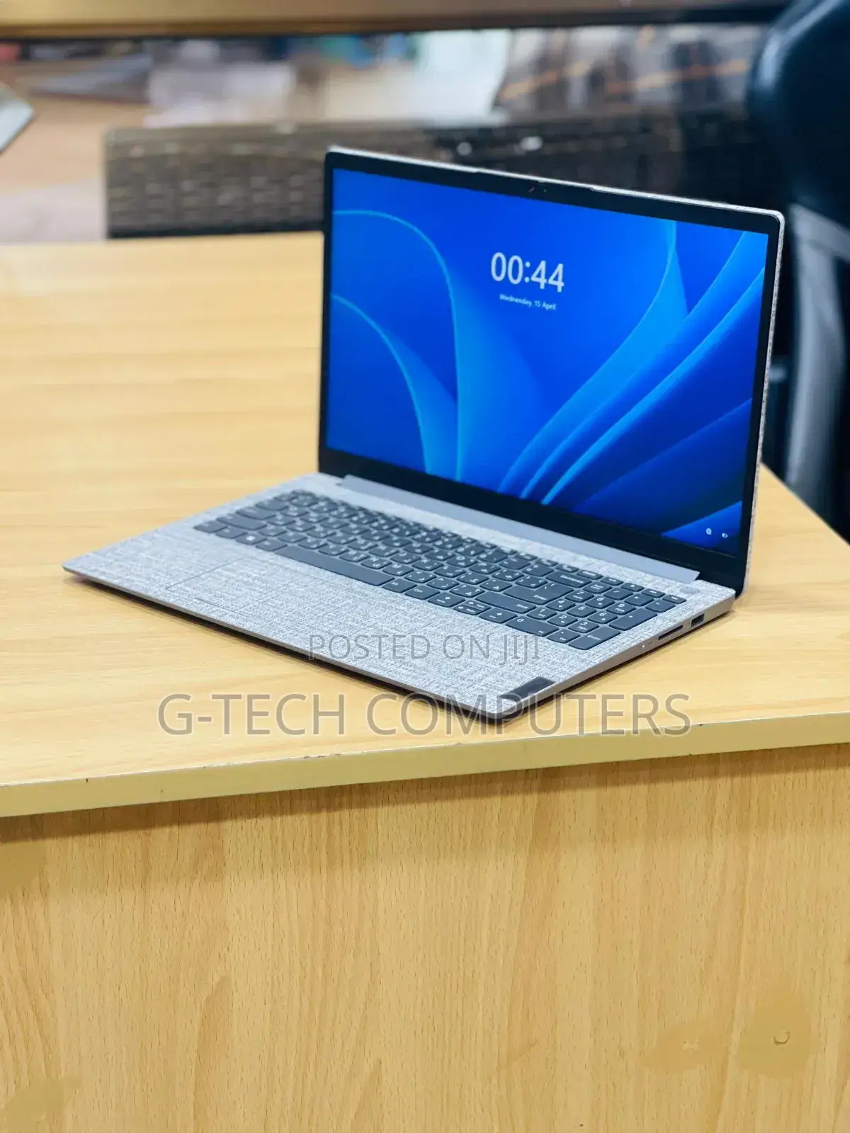 New Laptop Lenovo IdeaPad 1 8GB Intel Core i7 SSD 256GB