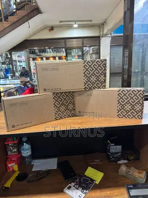 Mikroti Router Rb4011igs+Rm