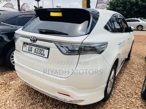 Toyota Harrier 2.0 2015 White