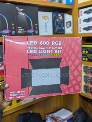 Led 600 Pro RGB Professional Video Light Kit +Tripod+Battery