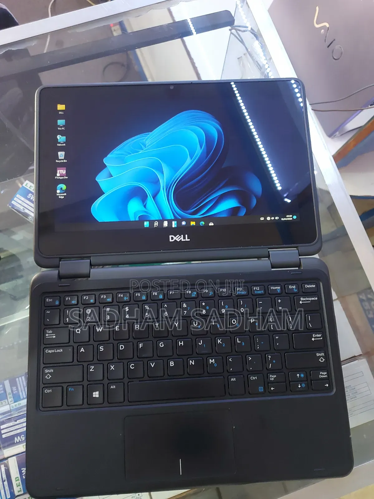 Laptop Dell Latitude 3189 4GB Intel Celeron SSD 128GB