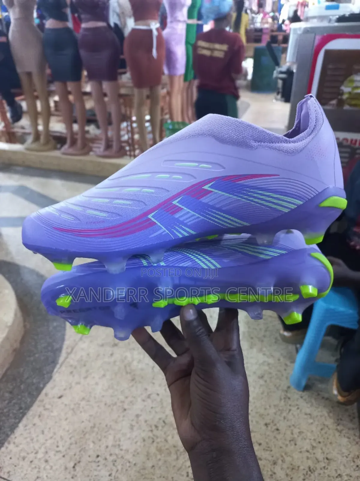 Adidas Predator Laceless 1