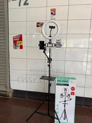 18 Inch Ring Light With 2 Phone Holders Tripod Stand