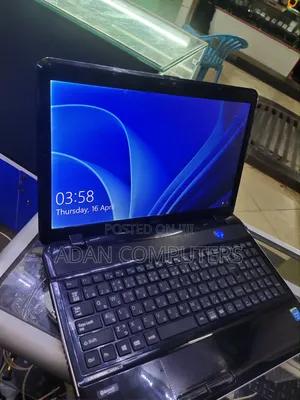 Laptop Fujitsu Lifebook AH530 4GB Intel Core i7 HDD 250GB