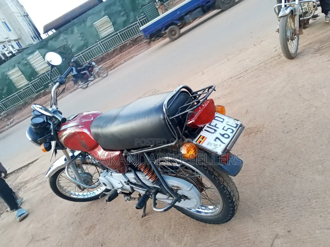 Bajaj Boxer 100 2022 Red