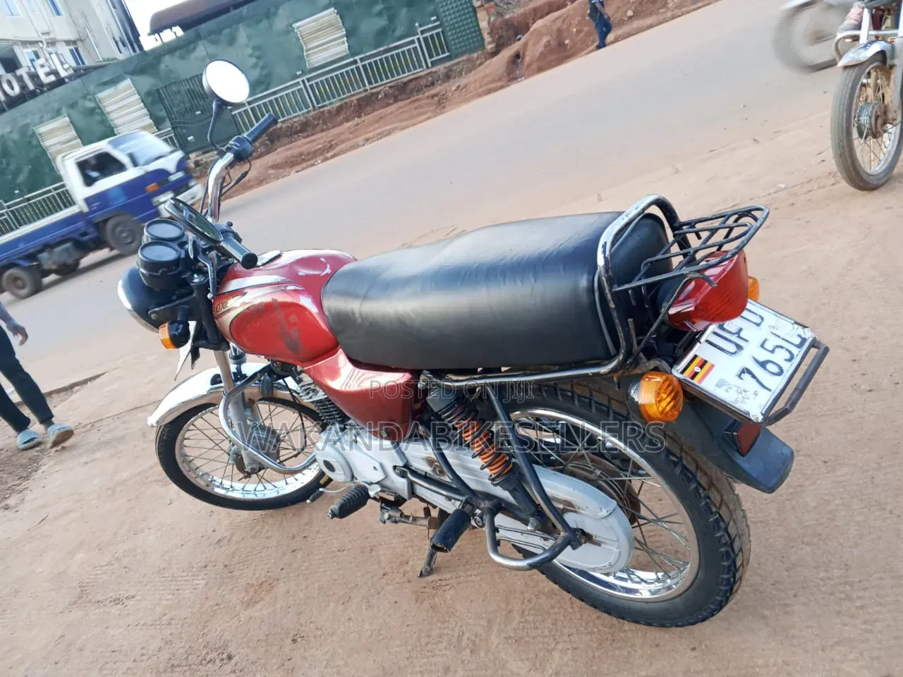 Bajaj Boxer 100 2022 Red