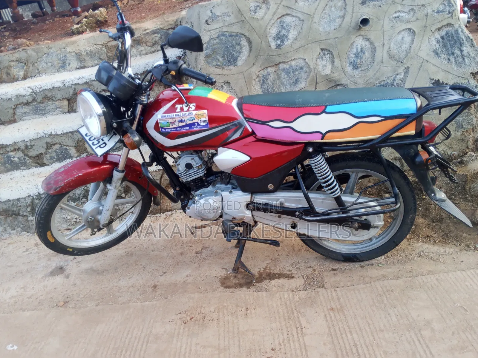 TVS HLX 125 2023 Red
