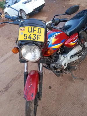 Bajaj Avenger 150 Street 2023 Red