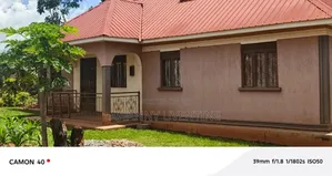 5bdrm House in Self Containe, Lira for sale