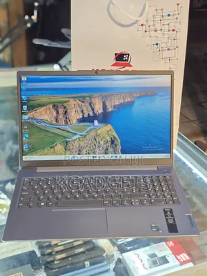 Laptop Lenovo Ideapad S145-15 8GB Intel Core i5 HDD+SSD 256GB