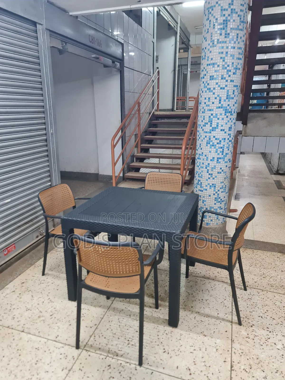 All Weather Plastic Table and Chairs Plastic Table and Chairs 4people