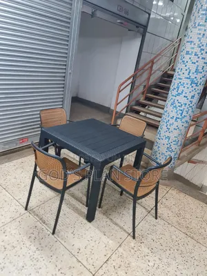 All Weather Plastic Table and Chairs Plastic Table and Chairs 4people